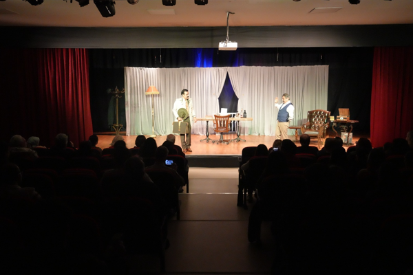 “Enigma Varyasyonları” oyunu Kartal’da sahnelendi “Enigma Varyasyonları” oyunu Kartal’da sahnelendi