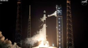 SpaceX ve NASA ISS’te azalan mürettebatı rahatlatmak için yeni astronat ekibini fırlattı SpaceX ve NASA ISS’te azalan mürettebatı rahatlatmak için yeni astronat ekibini fırlattı