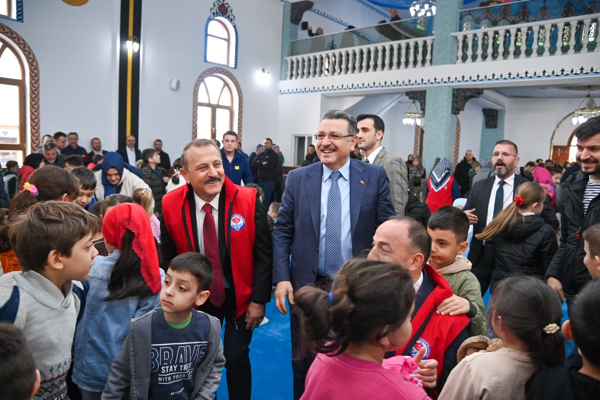 Başkan Genç, Vakfıkebir’de ziyaretler gerçekleştirdi Başkan Genç, Vakfıkebir’de ziyaretler gerçekleştirdi