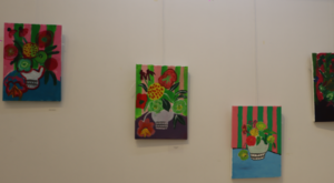 Maltepeli küçük ressamların sergisi ziyarete açıldı