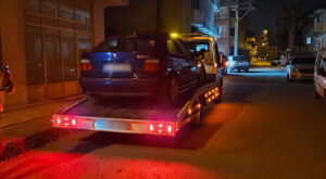 Sakarya’da sanayi sitesinde drift atan sürücülere ceza kesildi