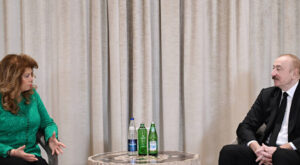Aliyev, Bulgaristan Cumhurbaşkanı Yotova ile görüştü