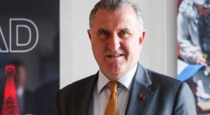 Bakan Bak, 11. Geleneksel Hamsi ve Horon Festivali’ne katıldı