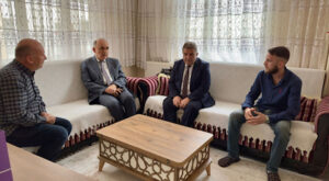 Vali Erol, evde sağlık hizmeti alan vatandaşları ziyaret etti