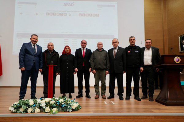 Ordu’da 84 afet konutunun kura çekimi gerçekleştirildi Ordu’da 84 afet konutunun kura çekimi gerçekleştirildi