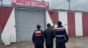 Kocaeli’nde hapis cezasıyla aranan şahıs yakalandı
