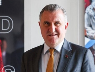 Bakan Bak’tan Fenerbahçe Beko’ya tebrik mesajı Bakan Bak’tan Fenerbahçe Beko’ya tebrik mesajı