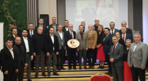 Kocaeli Valisi Aktaş, Kocaeli Yozgatlılar Derneği Arabaşı Şölenine katıldı