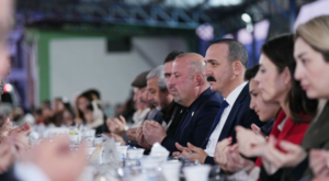 Kotan: Aynı sofranın etrafında buluşmanın mutluluğunu yaşıyoruz