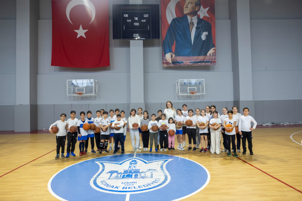 Başkan Mutlu’dan spor okullarına ziyaret