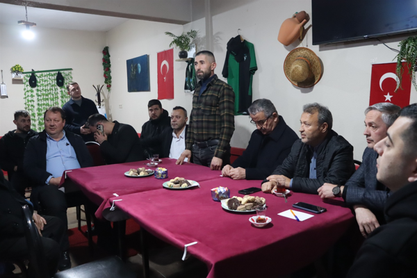 İzmit Belediyesi, Şahinler’de üreticilerle bir araya geldi İzmit Belediyesi, Şahinler’de üreticilerle bir araya geldi