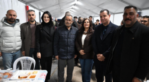 Çerçioğlu, vatandaşlarla iftar sofrasında buluştu