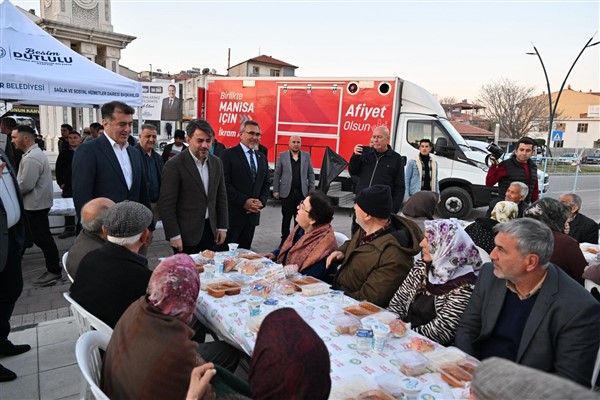 Selendi’de iftar programı düzenlendi Selendi’de iftar programı düzenlendi