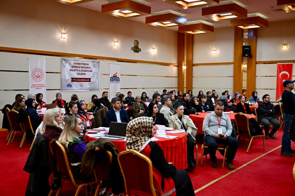 Kadına Yönelik Şiddetle Mücadele Çalıştayı gerçekleştirildi