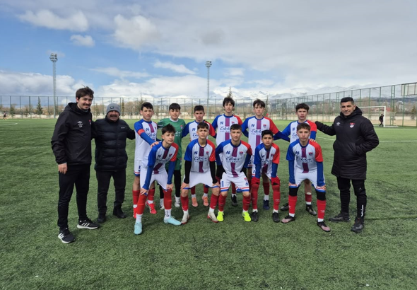 Niğdeli sporculardan başarı Niğdeli sporculardan başarı