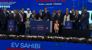 Hatay’da 13 bin 289 sosyal konut için kura çekimi yapıldı