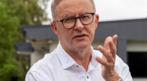 Albanese: Whyalla’yı desteklemek geleceği desteklemektir