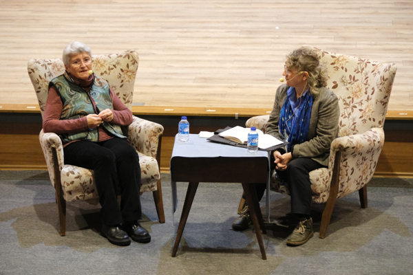 Bodrum’da “Kadın Çocuk Yoksulluğu ve Dayanışma Söyleşisi” düzenlendi Bodrum’da “Kadın Çocuk Yoksulluğu ve Dayanışma Söyleşisi” düzenlendi