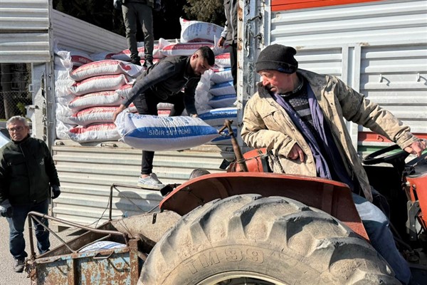 Sultanhisar’da üreticilere yem desteği sağlandı Sultanhisar’da üreticilere yem desteği sağlandı