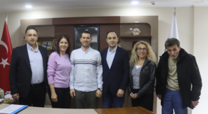 Bodur, İzmit’te İZSANDER ve Kocaeli-Artvin-Batum derneklerini ziyaret etti