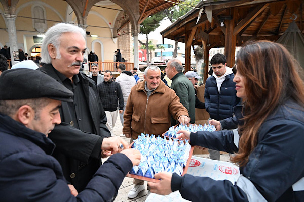Aydın’da geleneksel lokumlu bayramlaşma Aydın’da geleneksel lokumlu bayramlaşma