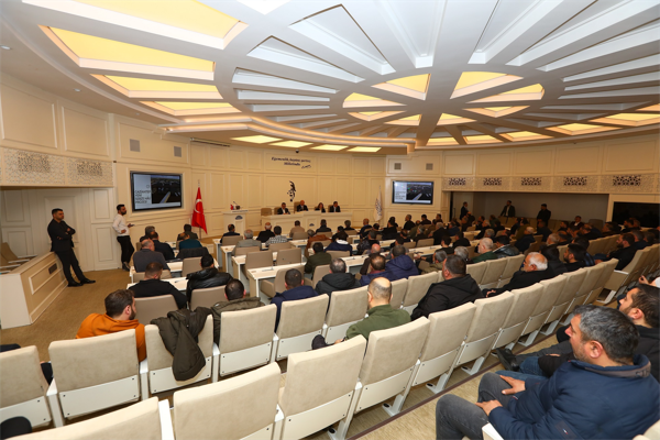 Gaziantep’te yapılacak sebze hali için istişare toplantısı gerçekleştirildi