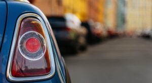 Şubat ayında otomotiv pazarı yıllık yüzde 3 daraldı