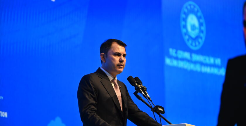 Bakan Kurum, BM Ticaret Konferansı Genel Sekreteri Grynspan ile görüştü Bakan Kurum, BM Ticaret Konferansı Genel Sekreteri Grynspan ile görüştü