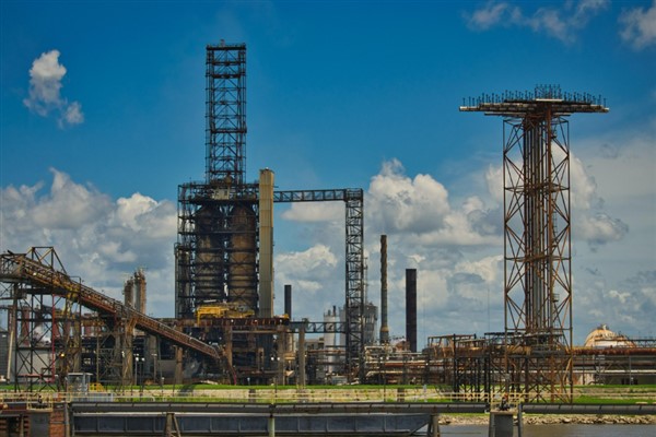 Brent petrol 90 dolar çevresinde tutunmaya çalışıyor Brent petrol 90 dolar çevresinde tutunmaya çalışıyor