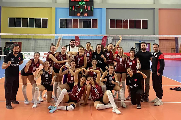 Hatay’da voleybol sezonu tamamlandı Hatay’da voleybol sezonu tamamlandı