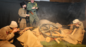 Karaman’da “Çanakkale Şehadet” tiyatro gösterisi sahnelendi