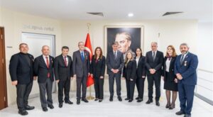 Şehit aileleri derneklerinden Başkan Tugay’a ziyaret