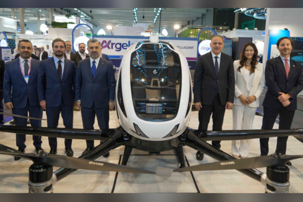 Türk Telekom ve Argela’dan gökyüzünde dijital dönüşüm hamlesi Türk Telekom ve Argela’dan gökyüzünde dijital dönüşüm hamlesi