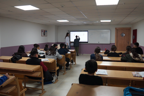 Esenyurt Belediyesi’nden 6 bin 396 öğrenciye destek