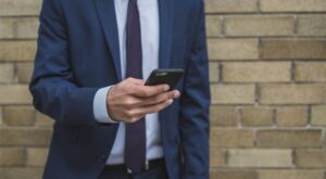 Dar, Norveç Dışişleri Bakanı Eide ile telefonda görüştü