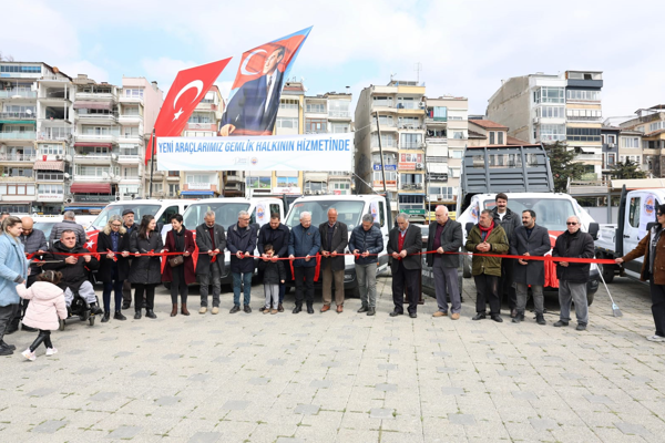 Gemlik Belediyesi, araç filosuna 10 yeni araç ekledi Gemlik Belediyesi, araç filosuna 10 yeni araç ekledi