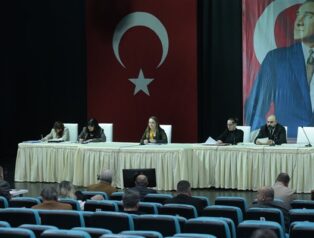 Konak’ta kadınlara yönelik kararlar ve isimlendirme adımları Konak’ta kadınlara yönelik kararlar ve isimlendirme adımları