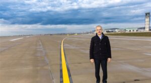 Bakan Uraloğlu, Trabzon’da bayram namazına katıldı