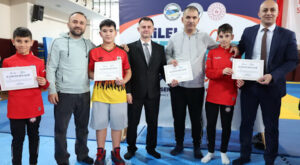Derince’de aileler ve çocuklar spor etkinliklerinde buluştu