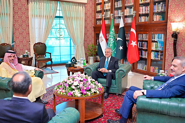 Çin: Ortadoğu’daki tüm barış çabalarını destekliyoruz