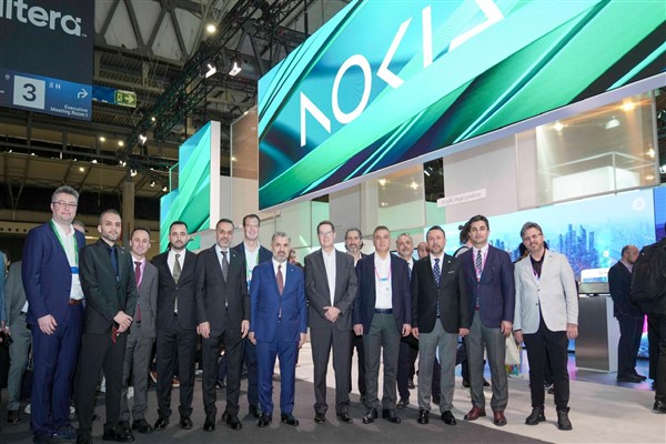 Türk Telekom, ULAK Haberleşme ile 5G ve 6G çalışmaları için iş birliğini genişletti Türk Telekom, ULAK Haberleşme ile 5G ve 6G çalışmaları için iş birliğini genişletti