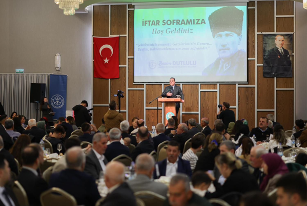 Başkan Dutlulu, şehit aileleri ve gazilerle iftar sofrasında buluştu