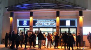 Bodrum’da Cambazın Cenazesi izleyiciyle buluştu