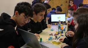 Maltepeli çocuklar ücretsiz robotik kodlama atölyesinde buluştu