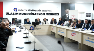 Antalya’da toplu ulaşım şoförlerine eğitim verildi Antalya’da toplu ulaşım şoförlerine eğitim verildi