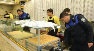 Haliliye’de Ramazan Bayramı öncesi tatlı ve şeker denetimi yapıldı