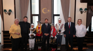 Hatay Valisi Masatlı, DEPKİ Halk Oyunları Spor Kulübünü ağırladı