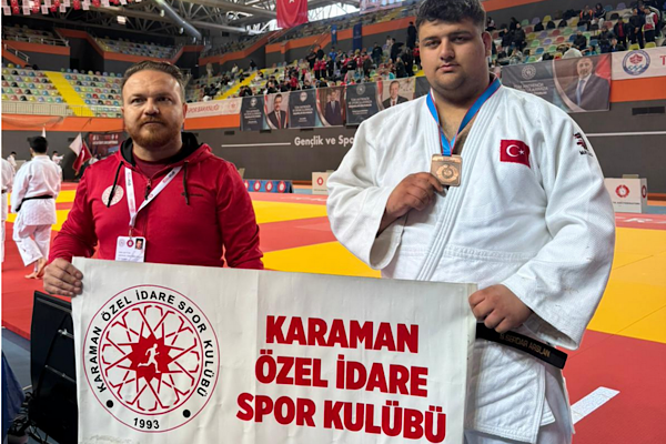 Karaman Özel İdare Spor’dan Türkiye Şampiyonası’nda bronz madalya Karaman Özel İdare Spor’dan Türkiye Şampiyonası’nda bronz madalya