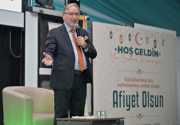 Mustafa Karataş, Esenyurt’ta ramazan sohbeti gerçekleştirdi