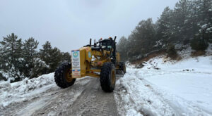 Manisa Spil Dağı’nda kar mesaisi gerçekleştirildi